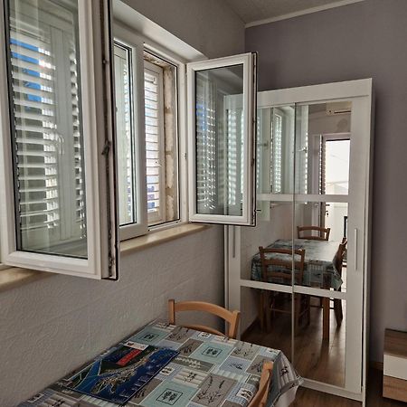 Apartment Karmen Ντουμπρόβνικ Δωμάτιο φωτογραφία