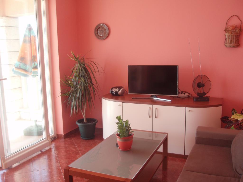 Apartment Karmen Ντουμπρόβνικ Εξωτερικό φωτογραφία